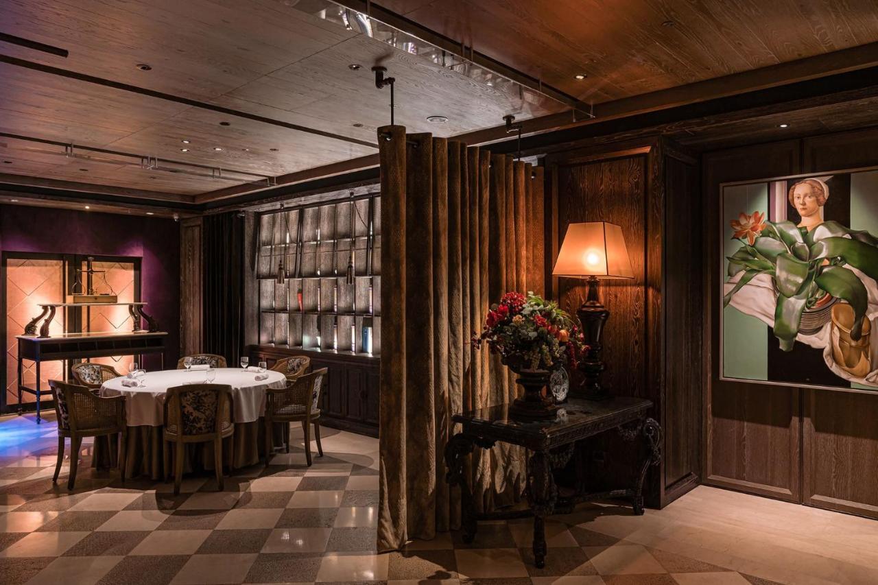 Palais De Chine Hotel Taipei Dış mekan fotoğraf Interior of the restaurant