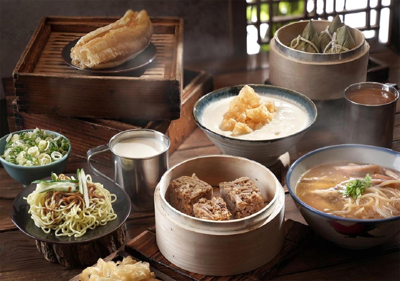 Palais De Chine Hotel Taipei Dış mekan fotoğraf A selection of dim sum