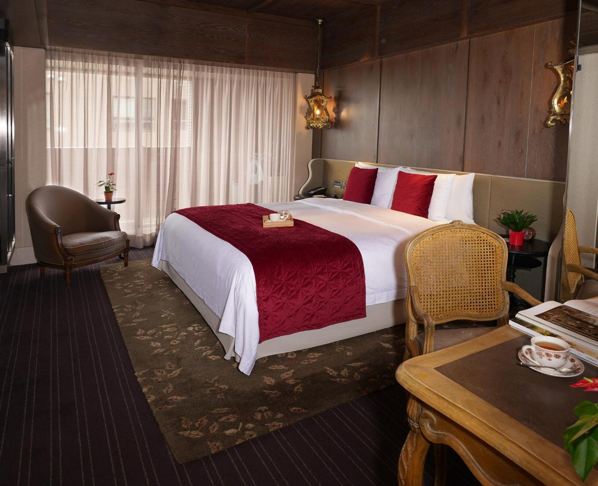 Palais De Chine Hotel Taipei Dış mekan fotoğraf A bedroom at the hotel