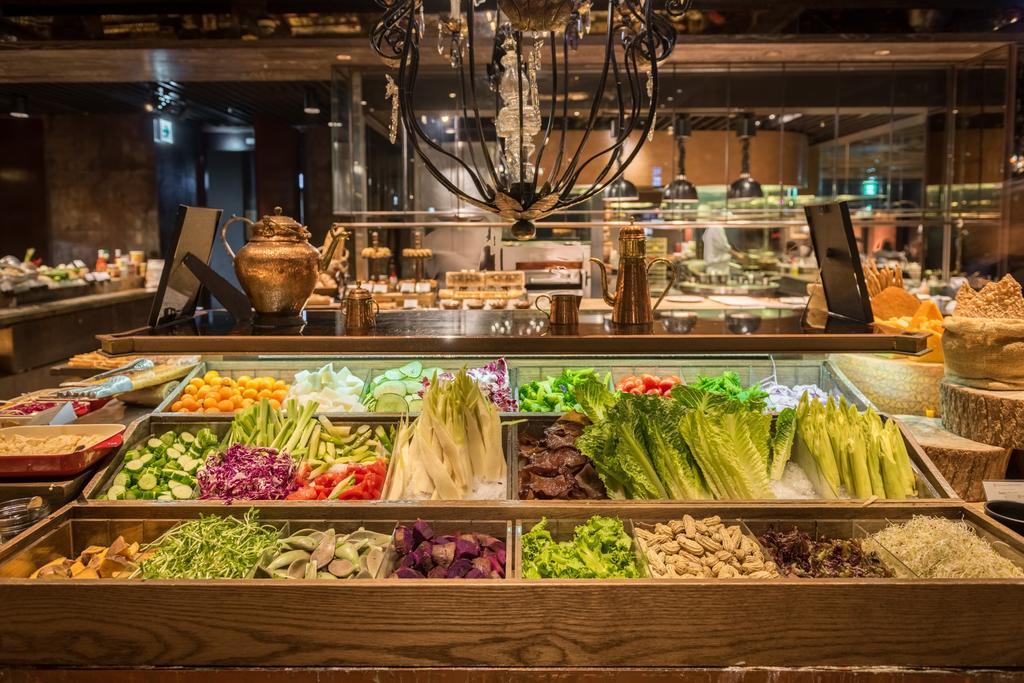 Palais De Chine Hotel Taipei Dış mekan fotoğraf Salad bar